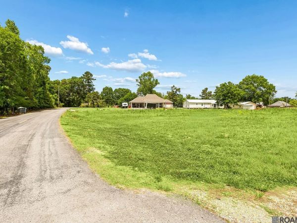 Miller Rd, Prairieville, LA 70769