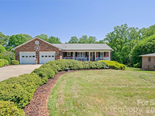 105 Rock Creek Drive, Lincolnton, NC 28092