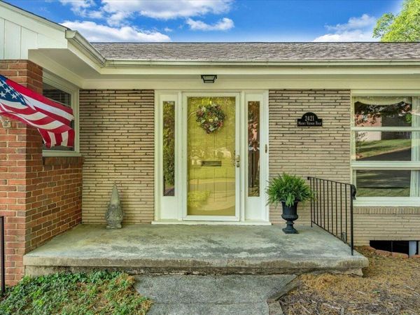 2421 Mount Vernon RD SW, Roanoke, VA 24015