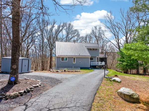 168 Edinburgh Road , Bushkill, PA 18324