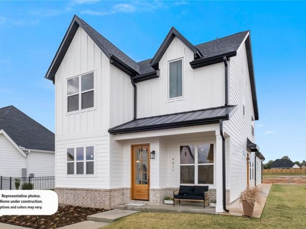 3104 W Geneva Street , Rogers, AR 72758