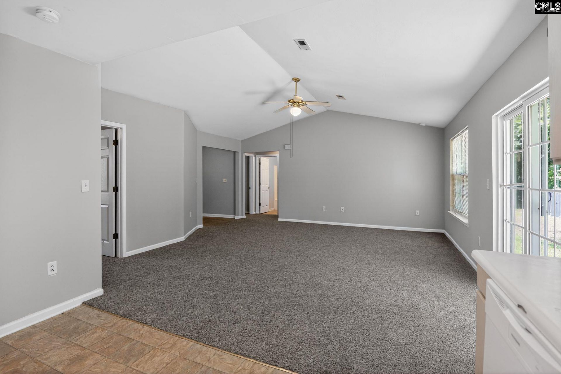 1860 Tamara Way  Photo 11