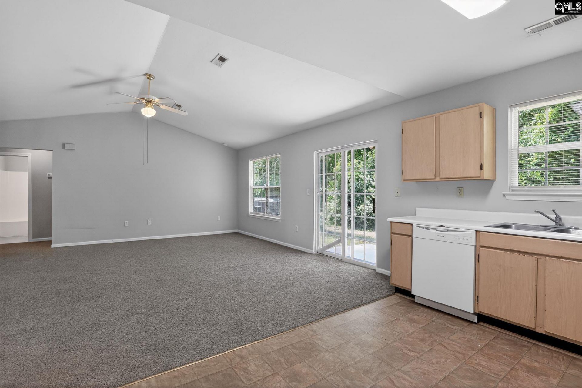 1860 Tamara Way  Photo 16