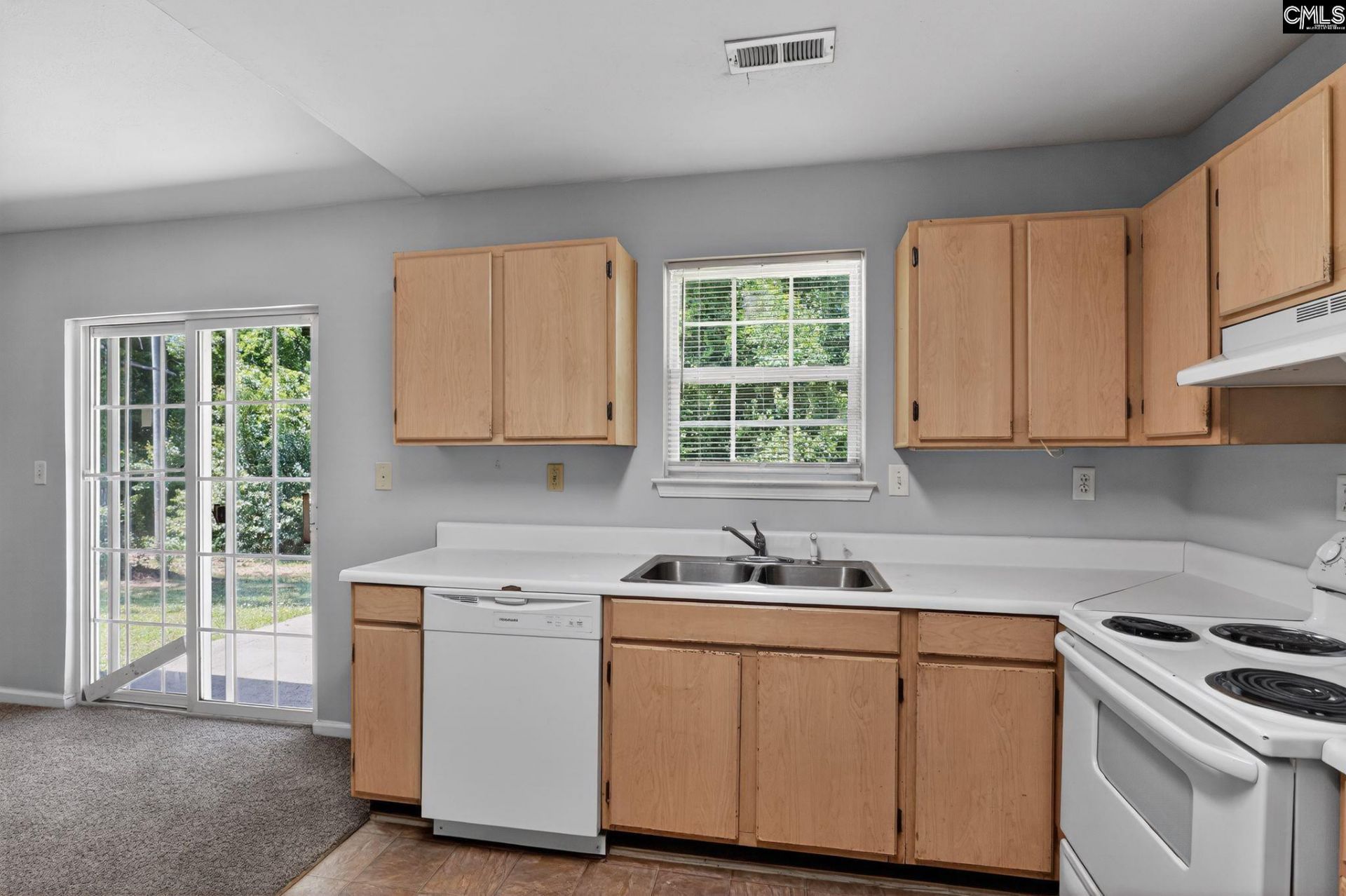 1860 Tamara Way  Photo 17