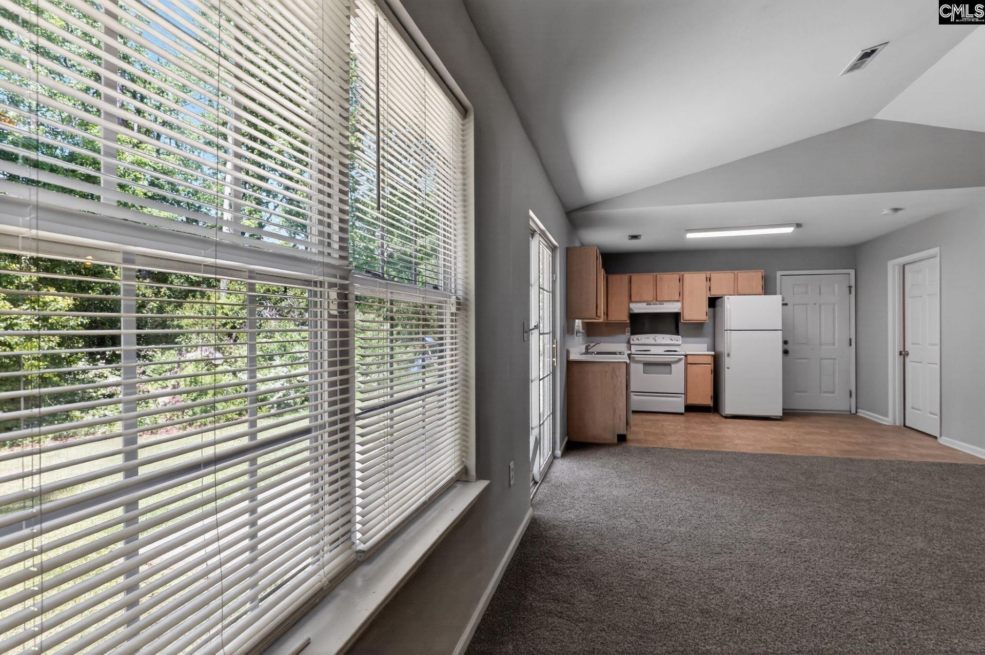 1860 Tamara Way  Photo 19