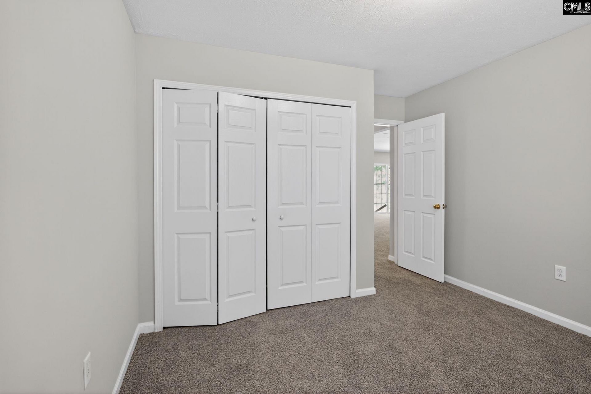 1860 Tamara Way  Photo 21