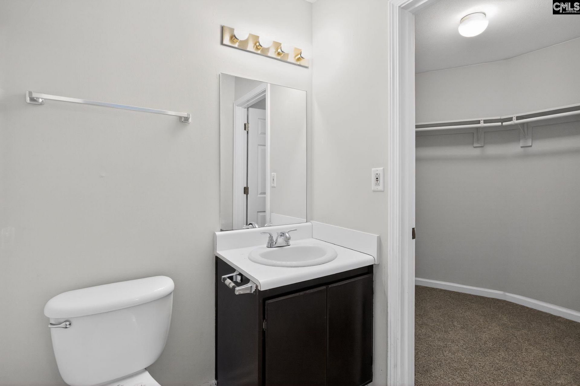 1860 Tamara Way  Photo 27