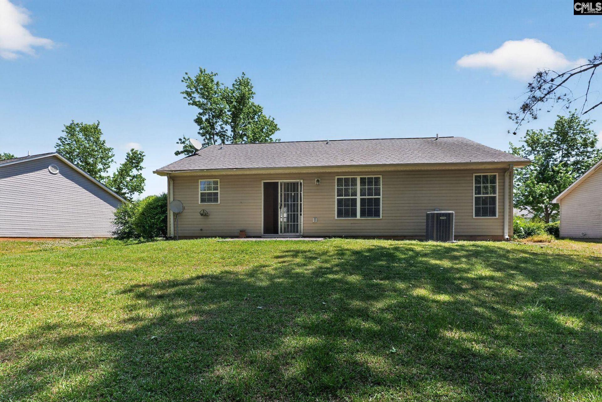 1860 Tamara Way  Photo 7