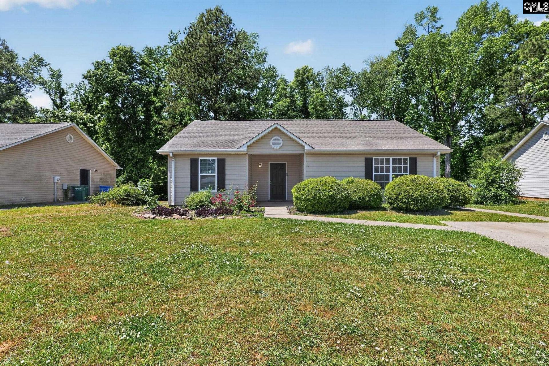 1860 Tamara Way  Photo 9