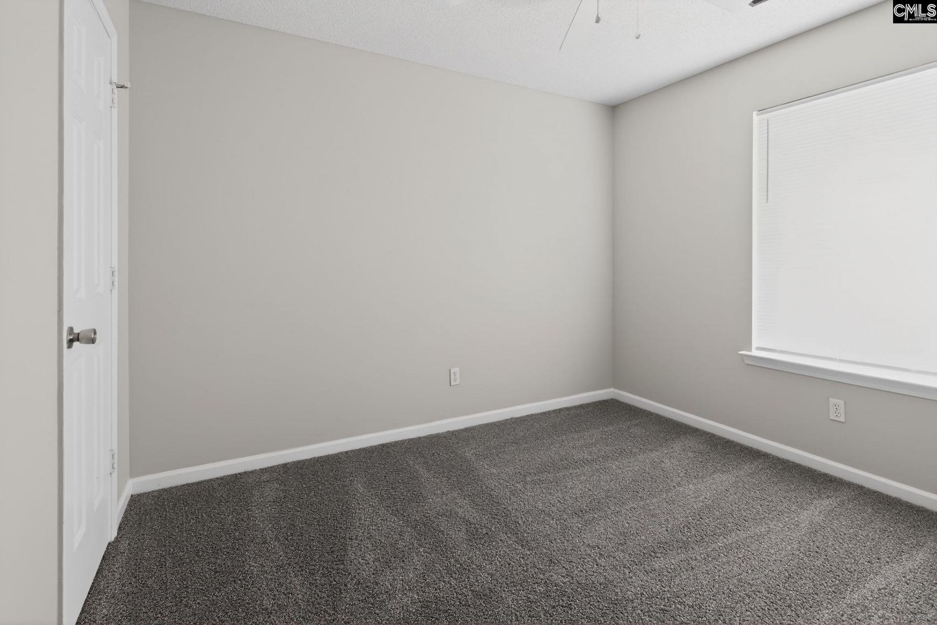 304 Glen Knoll Drive  Photo 10