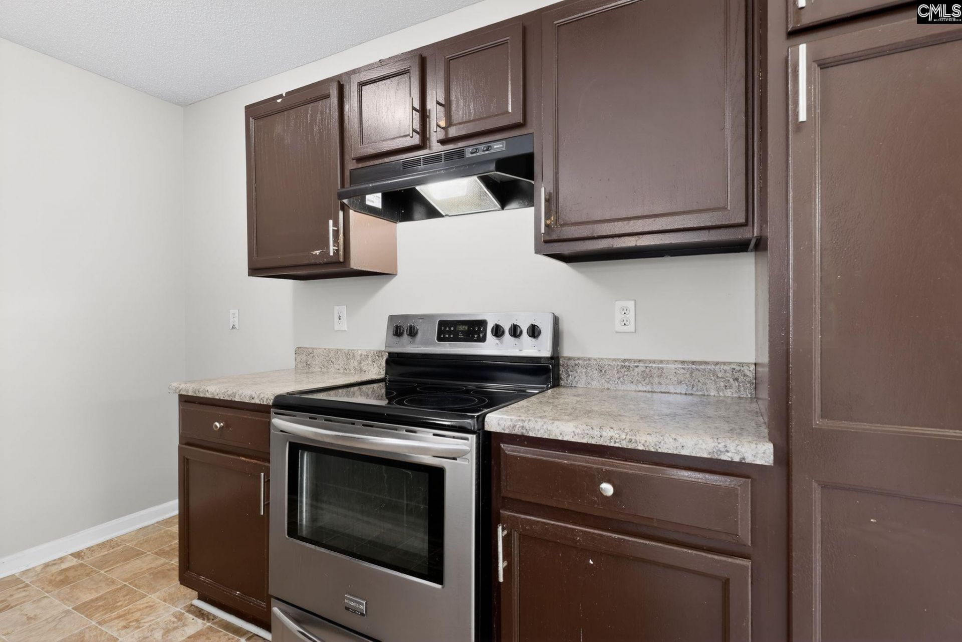 304 Glen Knoll Drive  Photo 17