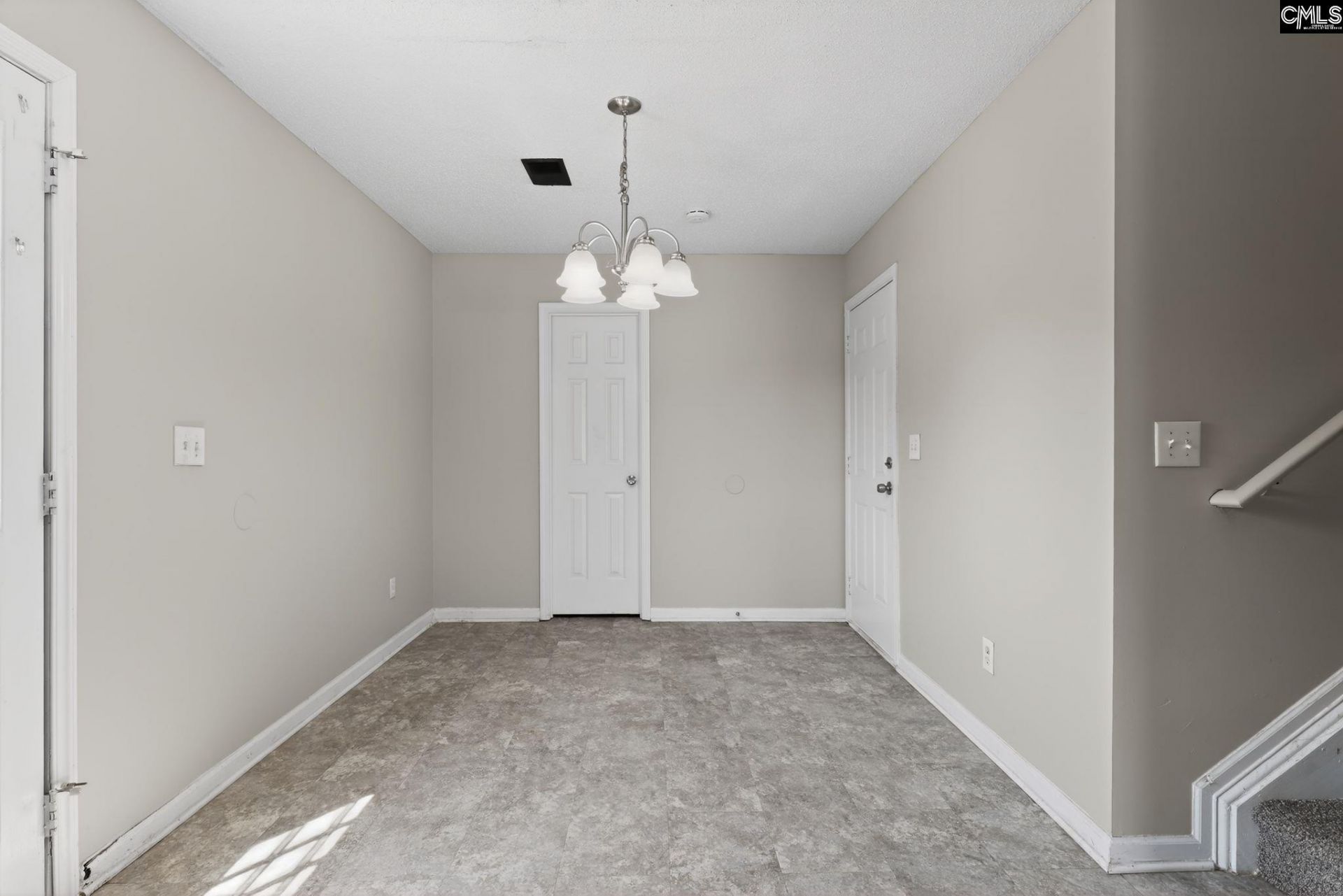 304 Glen Knoll Drive  Photo 23