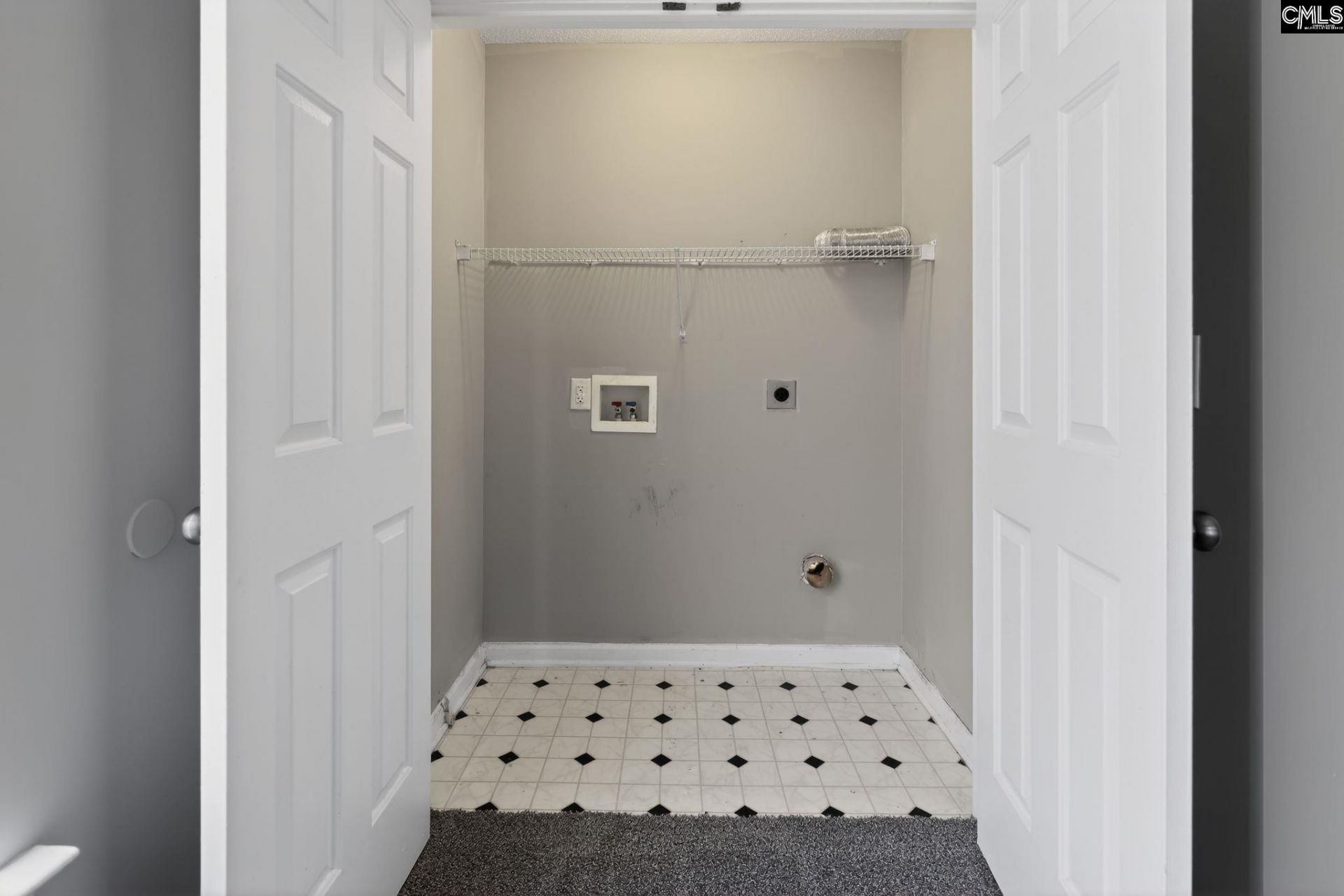 304 Glen Knoll Drive  Photo 32