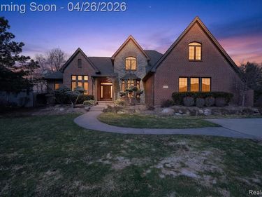 6932 Oakhurst Ridge Road, Independence Twp, MI 48348