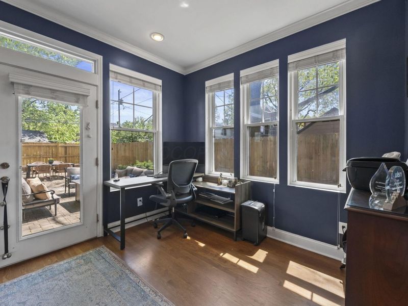 1056 Pennsylvania Avenue, Columbus, OH 43201 Photo 21