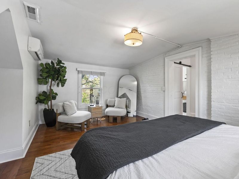 1056 Pennsylvania Avenue, Columbus, OH 43201 Photo 26