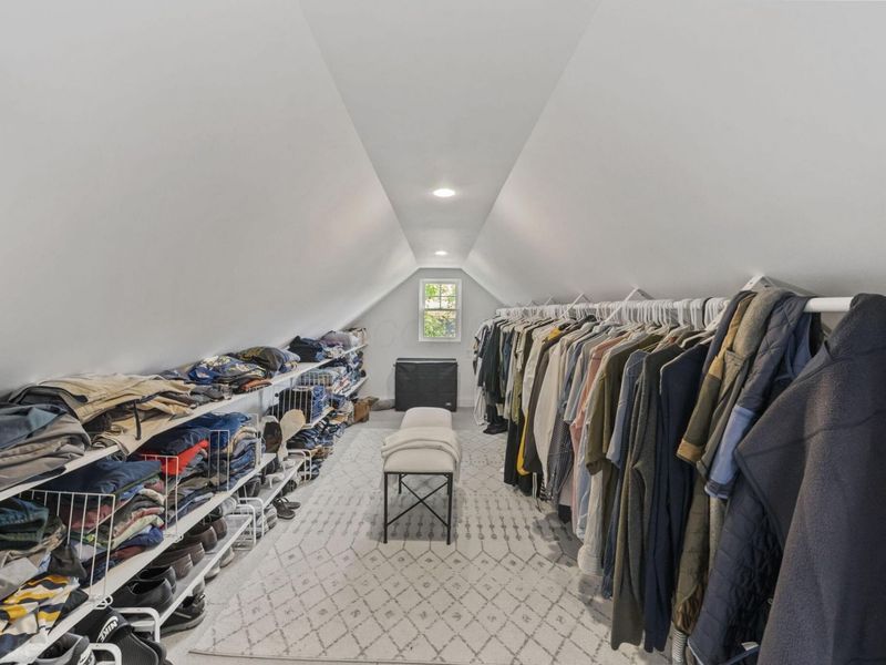 1056 Pennsylvania Avenue, Columbus, OH 43201 Photo 28