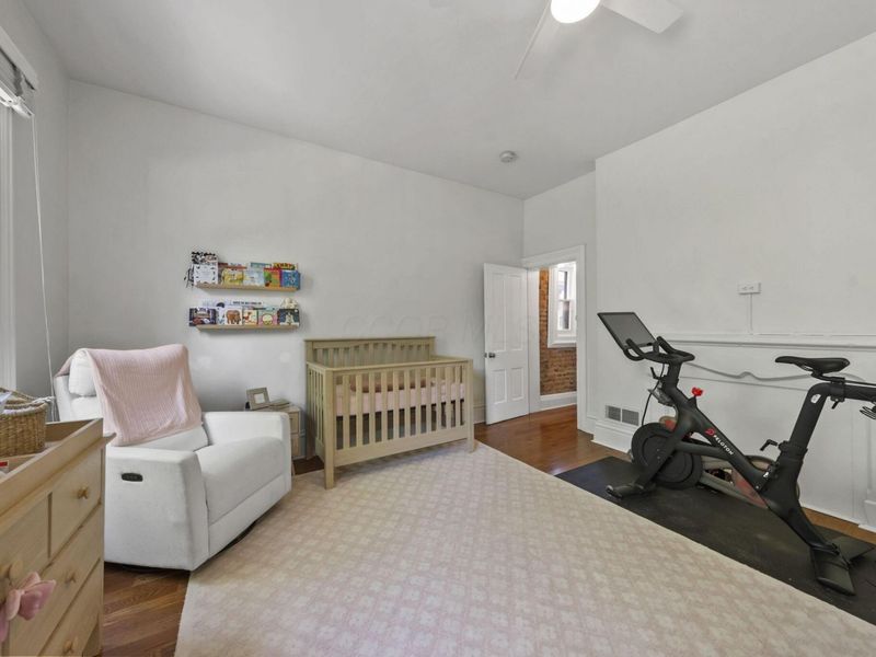 1056 Pennsylvania Avenue, Columbus, OH 43201 Photo 35