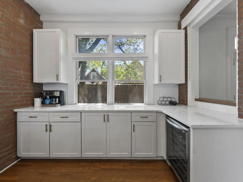 1056 Pennsylvania Avenue, Columbus, OH 43201 Photo 9