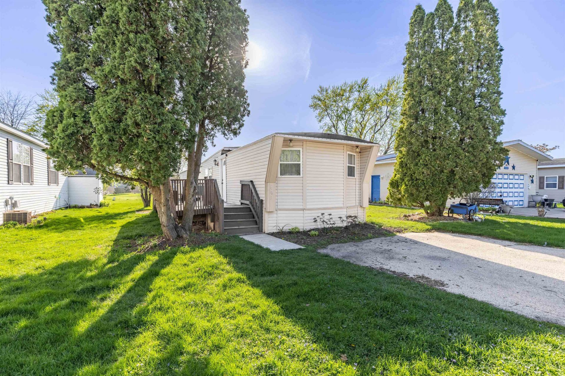 403 Spruce Drive, BELVIDERE, IL 61008