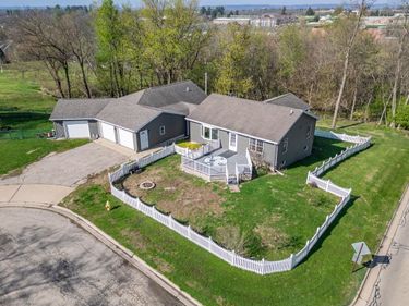 1 IRVINE, GALENA, IL 61036
