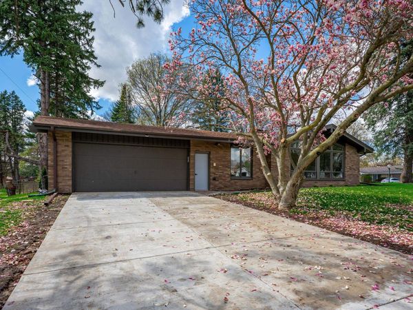 5075 WELSH Road, ROCKFORD, IL 61107