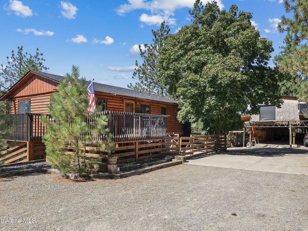 15987 W CHANTILLY LN , Post Falls, ID 83854