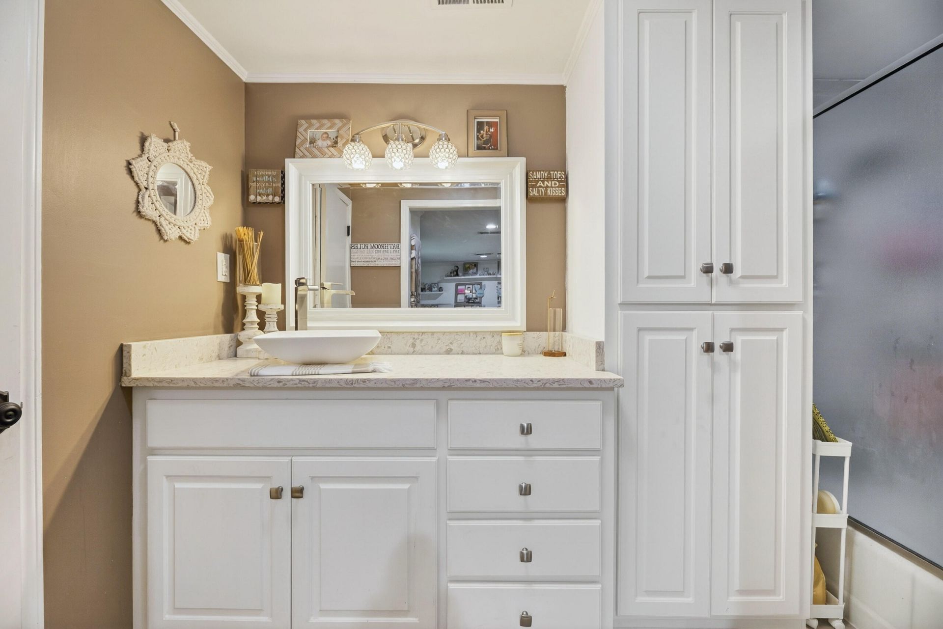 220 Club Acres Boulevard Photo 15