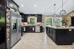 220 Club Acres Boulevard photo 4