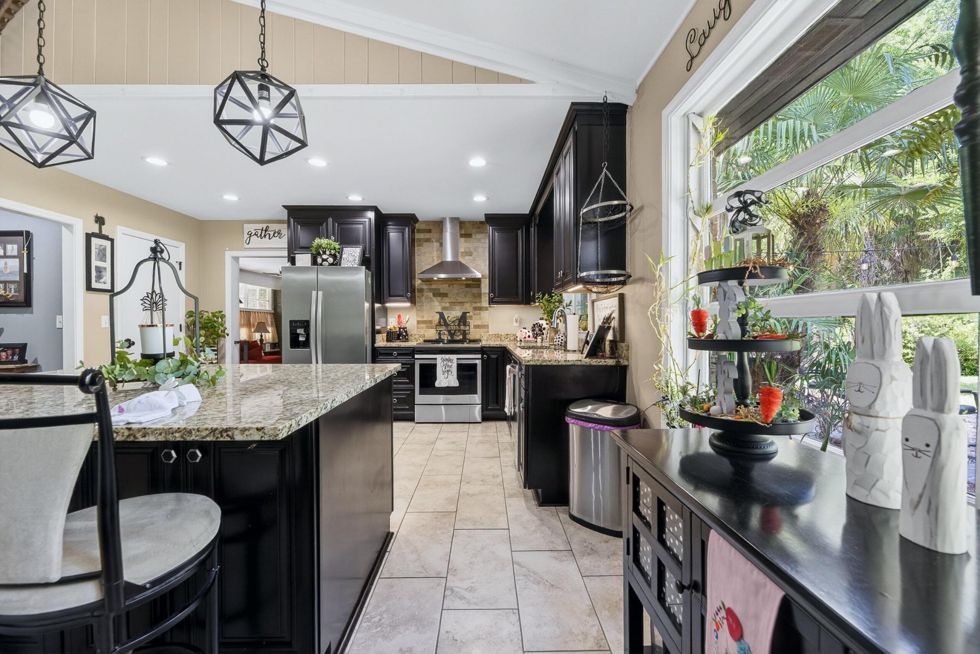 220 Club Acres Boulevard Photo 6