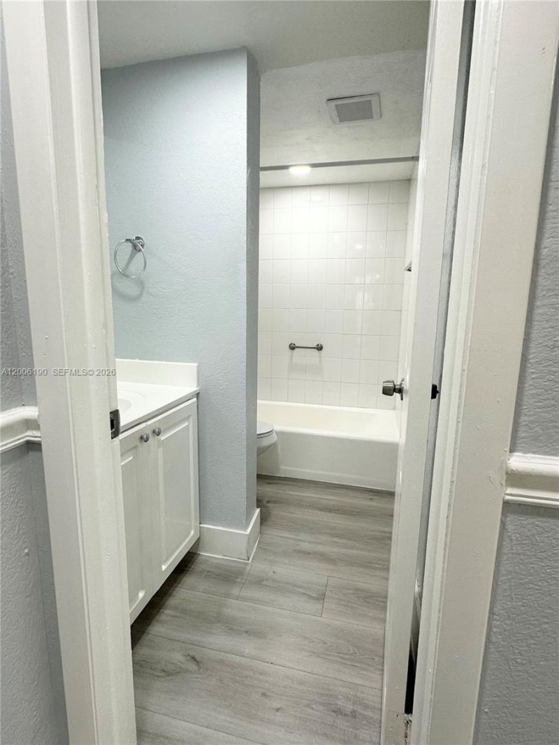 9405 SW 76th St , Unit Y32, Miami, FL 33173 Photo