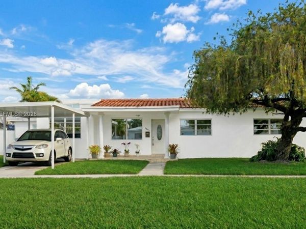 3831 E 10th Ave , Hialeah, FL 33013