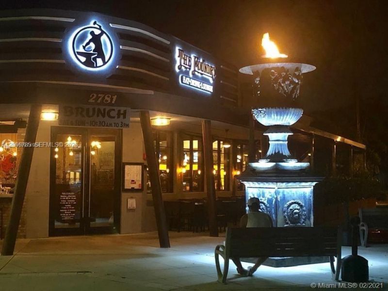 400 N Riverside Dr, Unit 203, Pompano Beach, FL 33062 Photo