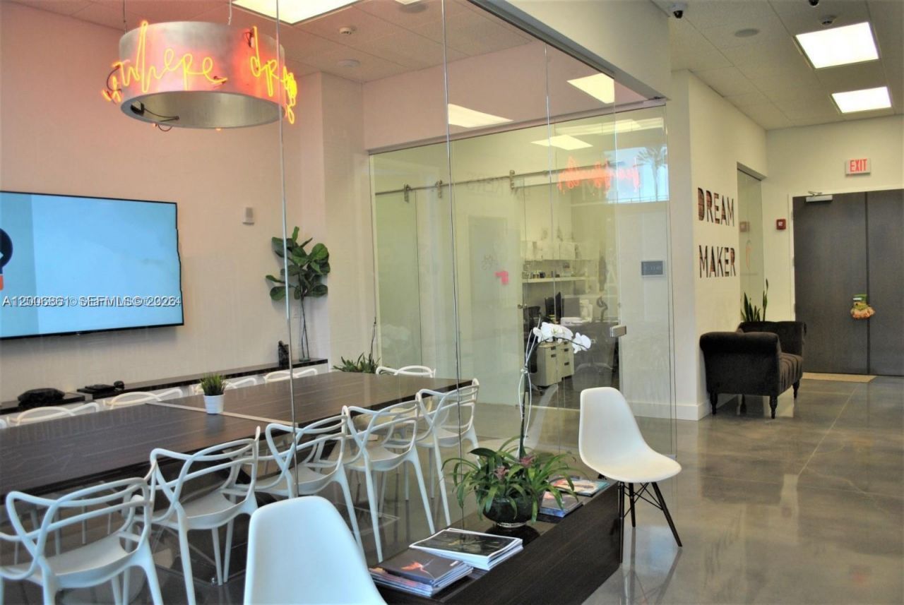 20200 W Dixie Hwy , Unit G07, Aventura, FL 33180 Photo