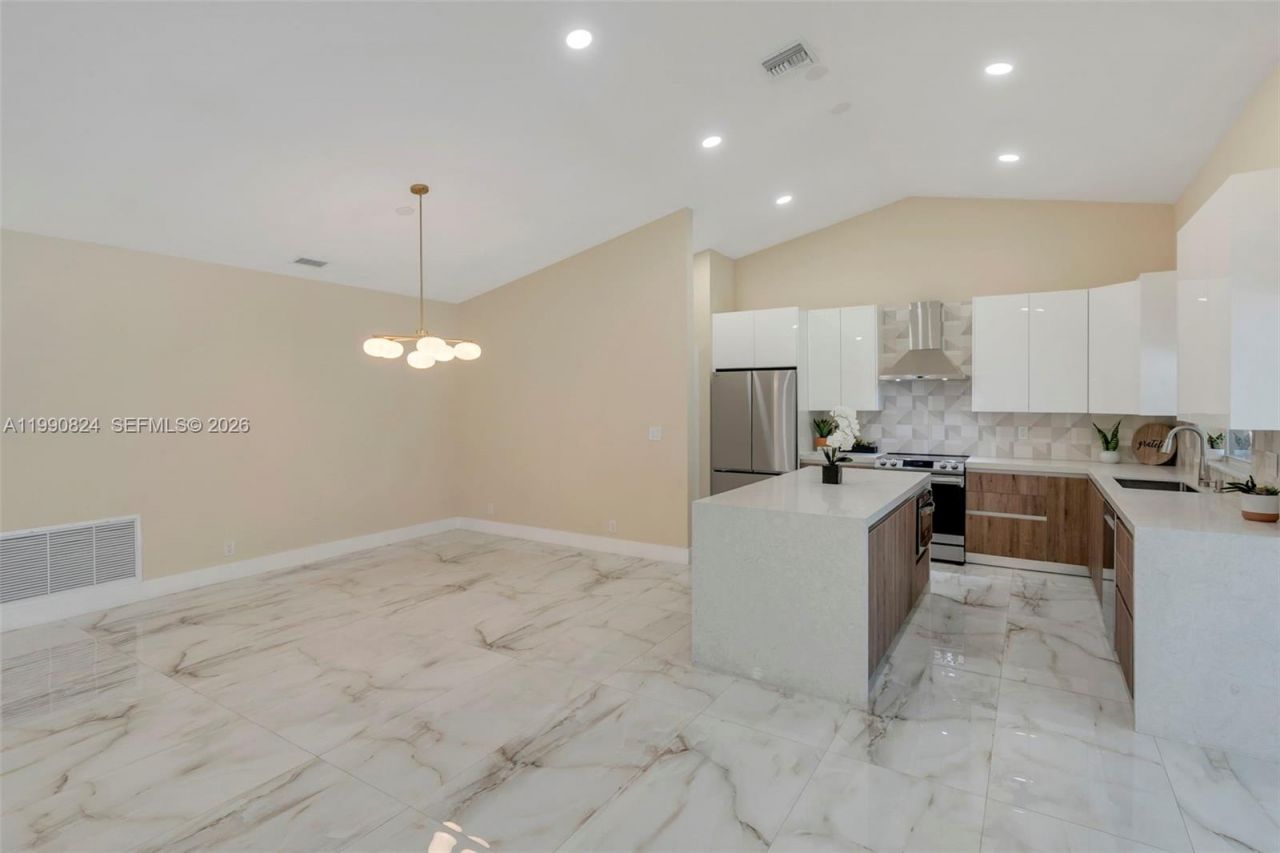 10425 NW 48th Mnr, Unit 1, Coral Springs, FL 33076 Photo