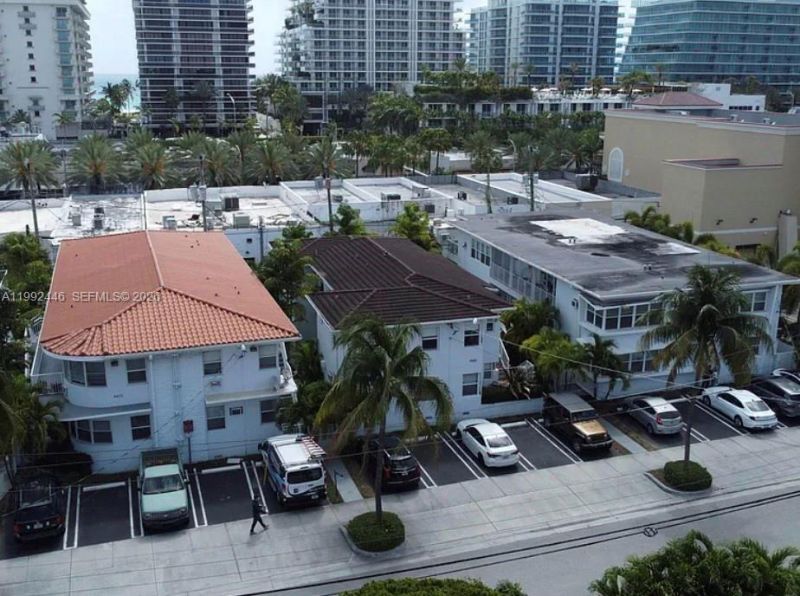 9473 Abbott Ave, Unit 7, Surfside, FL 33154 Photo
