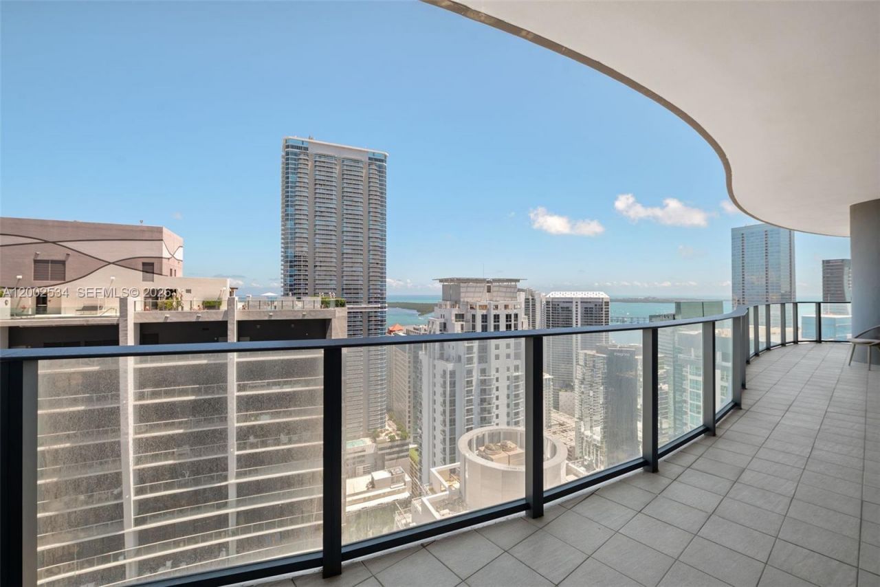 1000 Brickell Plz , Unit PH5103, Miami, FL 33131 Photo
