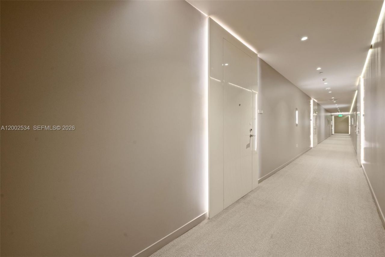 1000 Brickell Plz , Unit PH5103, Miami, FL 33131 Photo