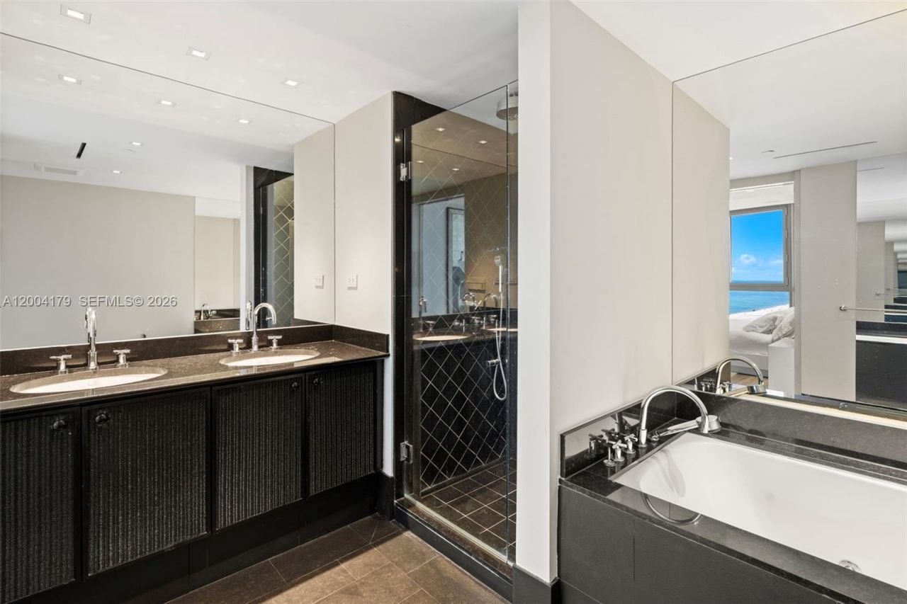 101 20th St , Unit 2007, Miami Beach, FL 33139 Photo