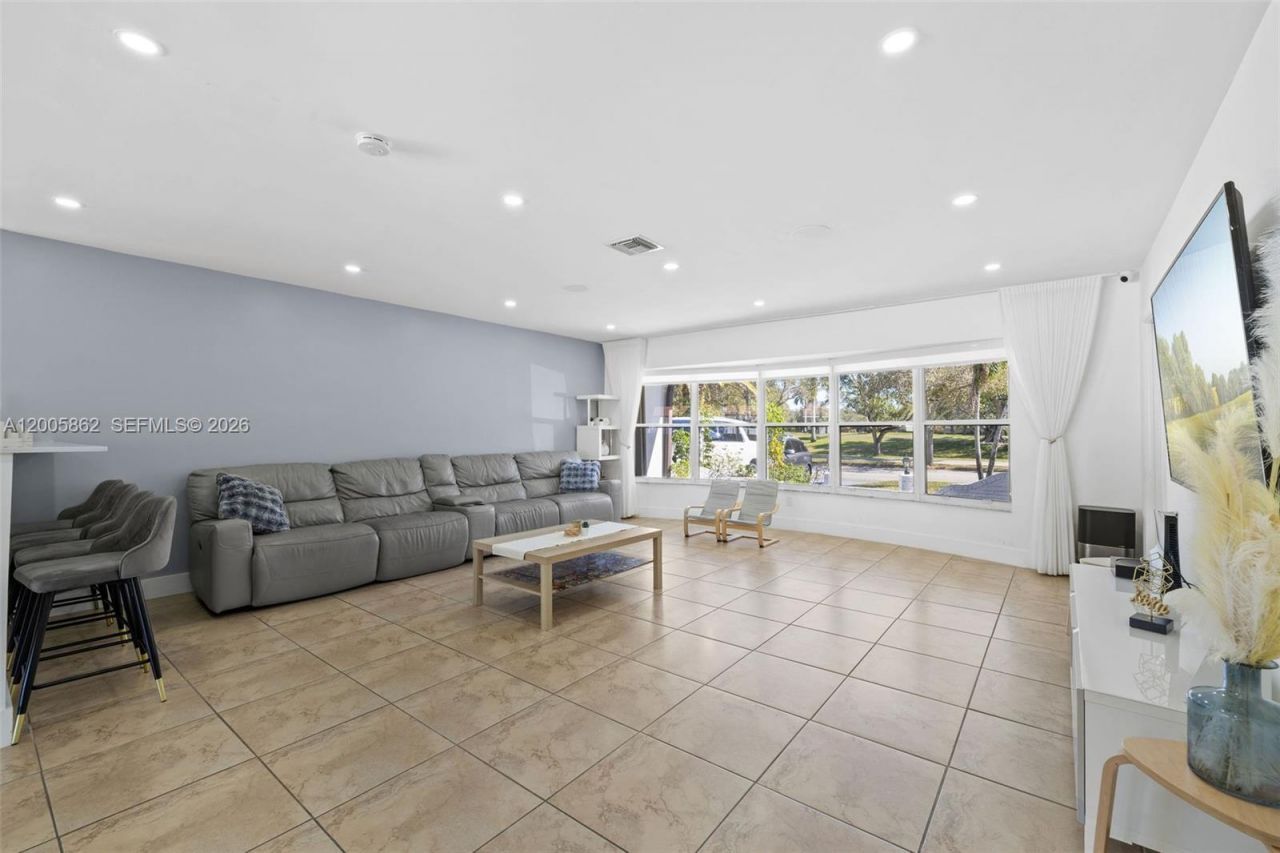 3460 N 46th Ave , Hollywood, FL 33021 Photo