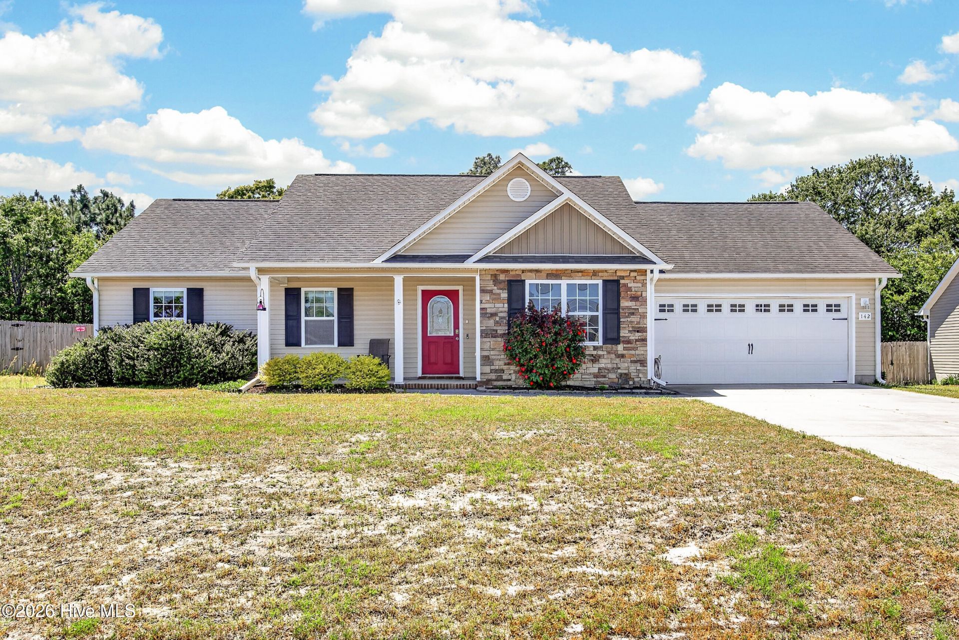 142 Rosemary Avenue, Hubert, NC 28539 Main Photo