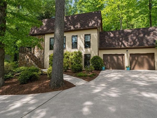 395 Nottingham Drive, Marietta, GA 30066