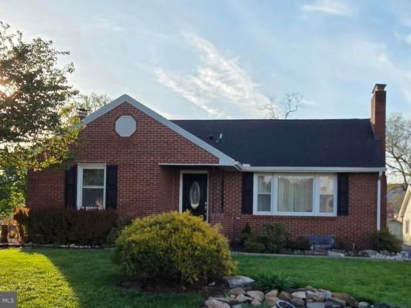 411 GREENWOOD AVENUE, MONT ALTO, PA 17237