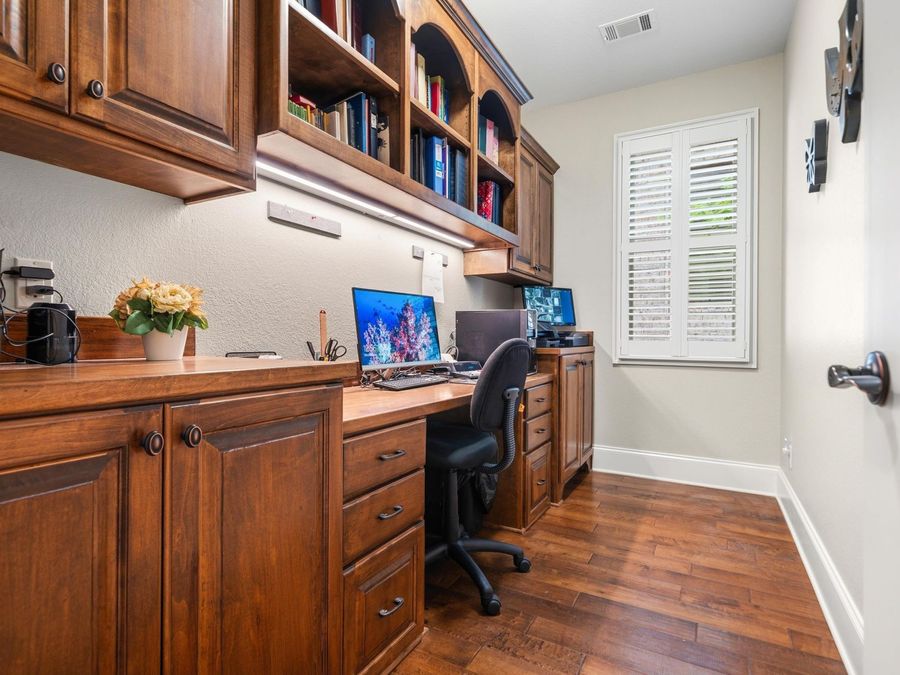 Property Image 29