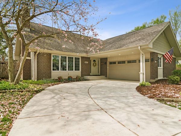 4277 Wilson Avenue , Rolling Meadows, IL 60008