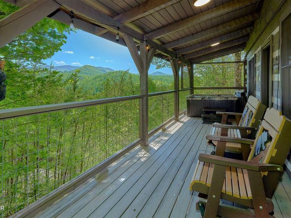 461 Sassafras Trail, Sevierville, TN 37876