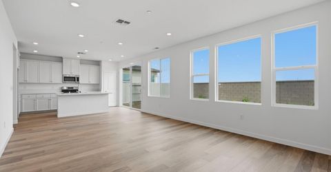 3153 Torrente Dr, Roseville, CA 95747 Photo