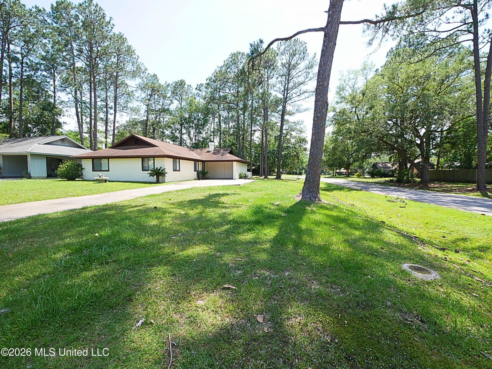 1 Quail Creek Drive, Diamondhead, MS 39525 Main Photo