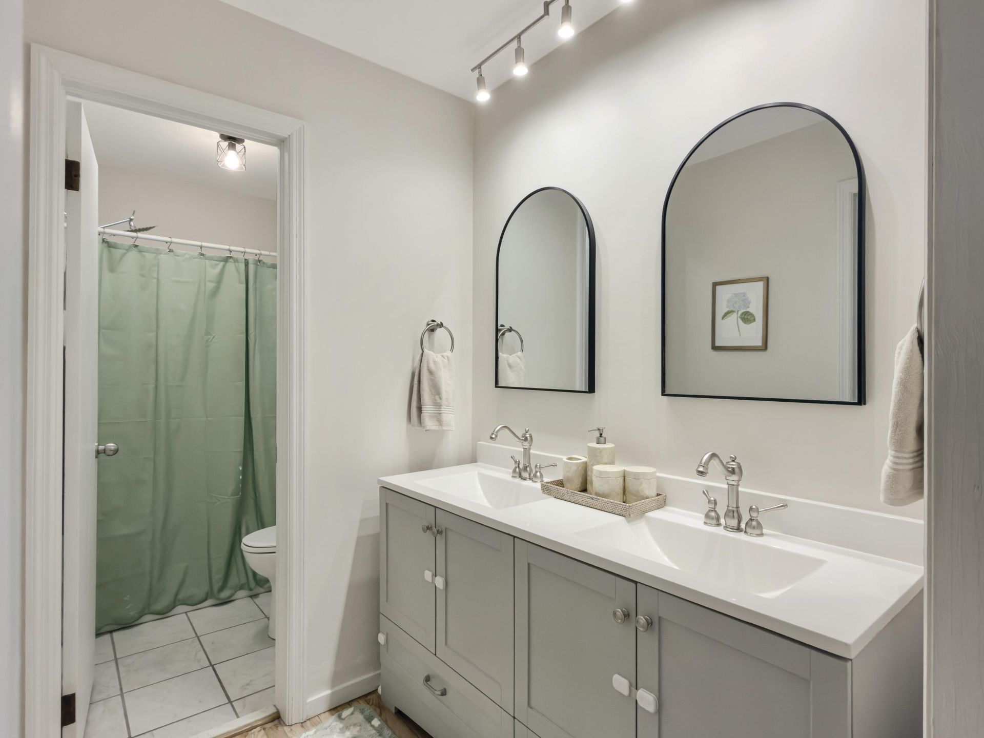 868 Melrose Drive Photo 30