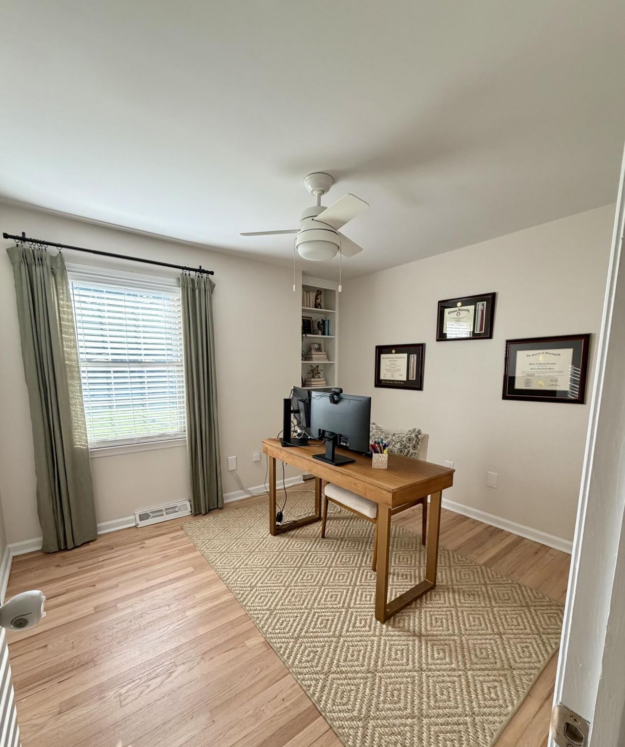 868 Melrose Drive Photo 8